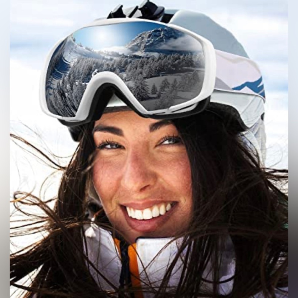 NWT OutdoorMaster Ski Goggles with Cover Snowboard OTG Anti-Fog for Men Women